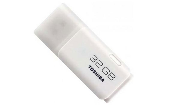 USB 32G Toshiba